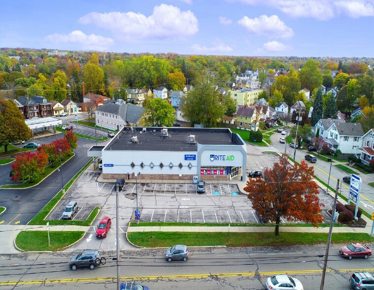 163 West 26th St, Erie, PA à vendre - Photo de l’immeuble – Image 2 sur 7