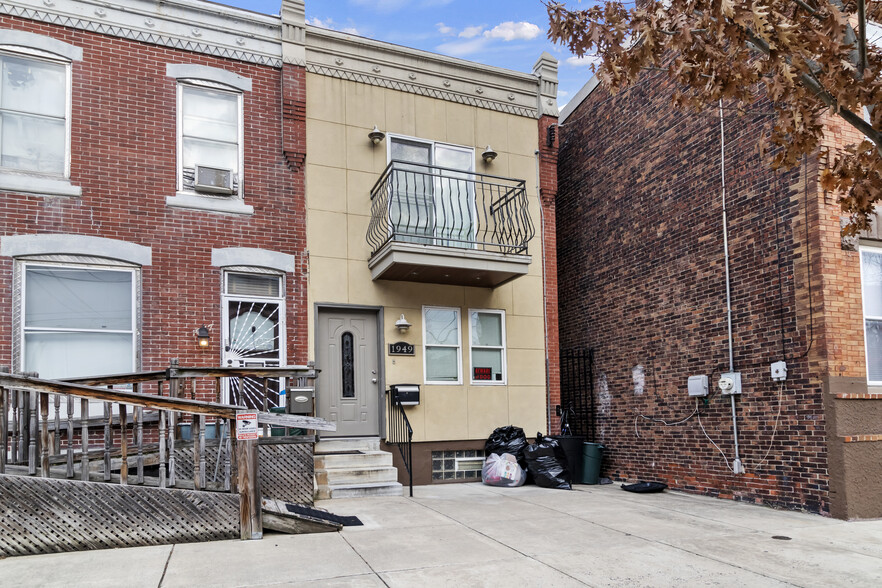 1949 E Stella St, Philadelphia, PA à vendre - Photo principale – Image 1 sur 1