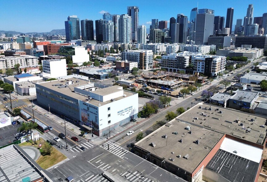 1525 S Broadway, Los Angeles, CA à louer - Aérien – Image 3 sur 20