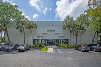 Plus de détails pour 1031-1033 SW 30th Ave, Deerfield Beach, FL - Industriel/Logistique à louer
