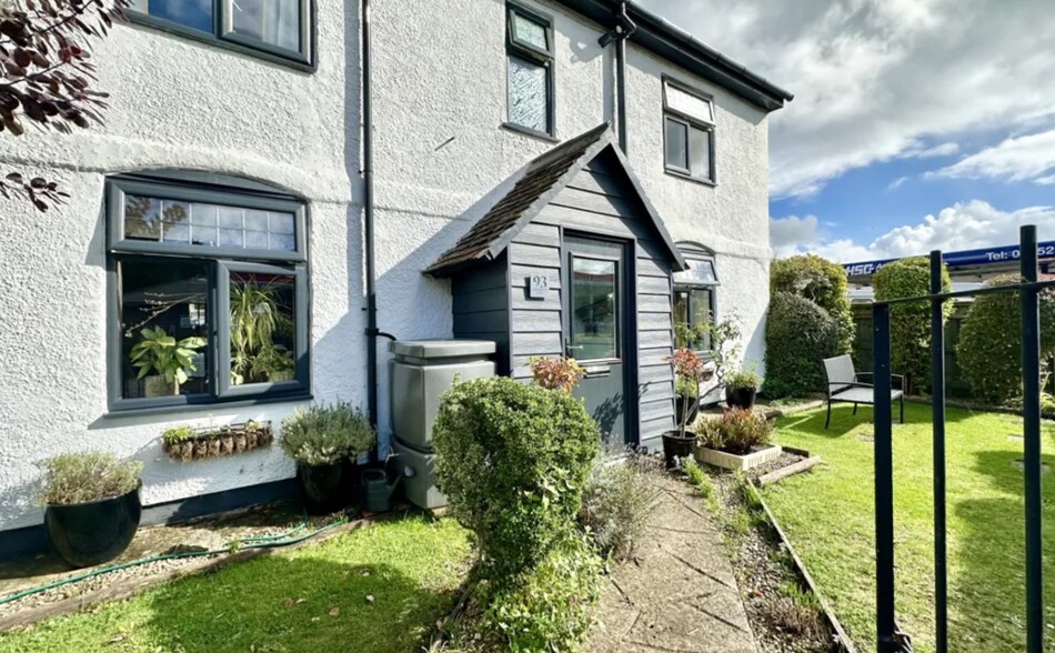 93 Hucclecote Rd, Gloucester à vendre - Photo de l’immeuble – Image 3 sur 21