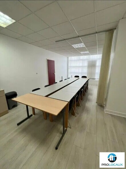 Bureau dans Abbeville à vendre - Photo intérieure – Image 3 sur 5