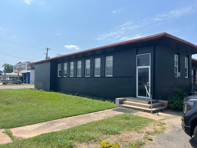 1333 N Market St, Shreveport, LA à louer - Photo de l’immeuble – Image 2 sur 24