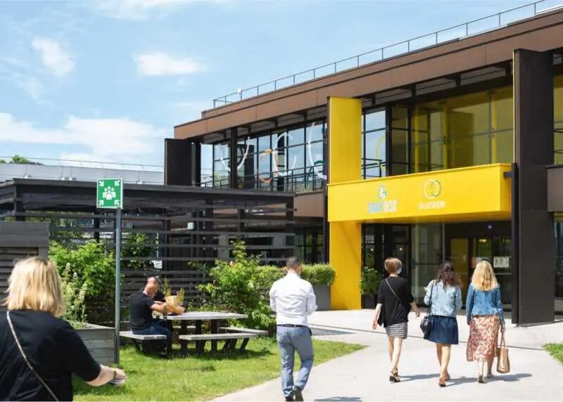 6 Rue Du Jura, Rungis à louer - Photo de l’immeuble – Image 2 sur 9