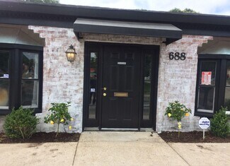 Plus de détails pour 688 J Clyde Morris Blvd, Newport News, VA - Bureau à vendre