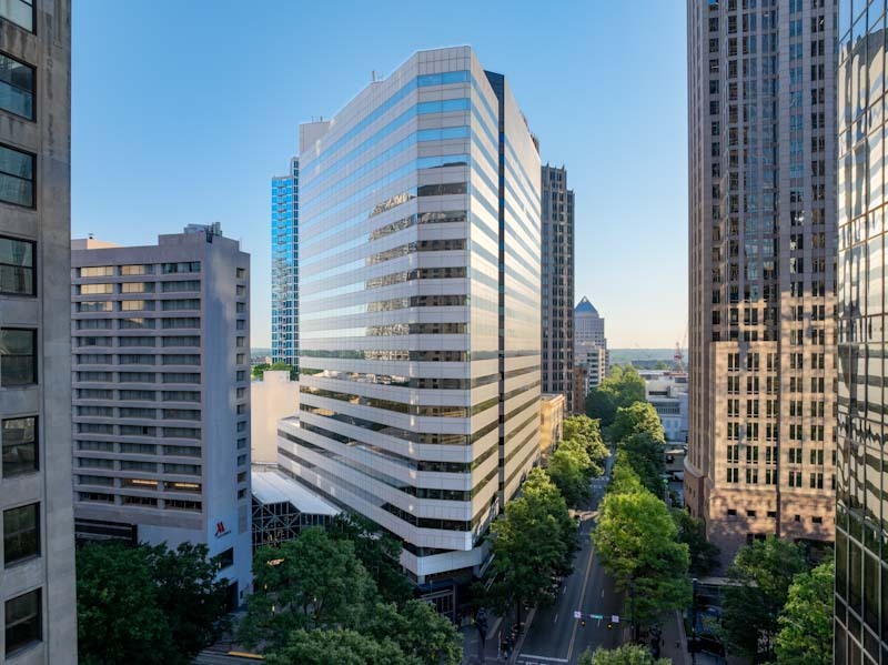 101 N Tryon St, Charlotte, NC à louer Photo de l’immeuble– Image 1 sur 25