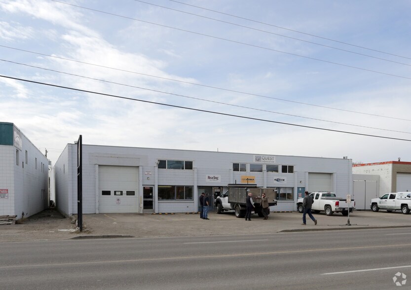 923 40 Av SE, Calgary, AB à louer - Photo de l’immeuble – Image 2 sur 8