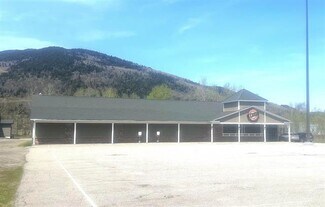 Plus de détails pour 16 Metallak Pl, Colebrook, NH - Local commercial à vendre