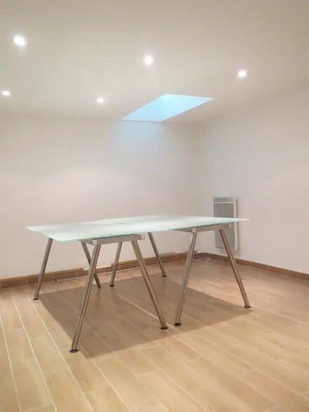 Bureau dans Paris à louer - Photo de l’immeuble – Image 3 sur 5