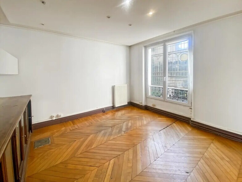 Bureau dans Paris à louer - Photo de l’immeuble – Image 2 sur 9