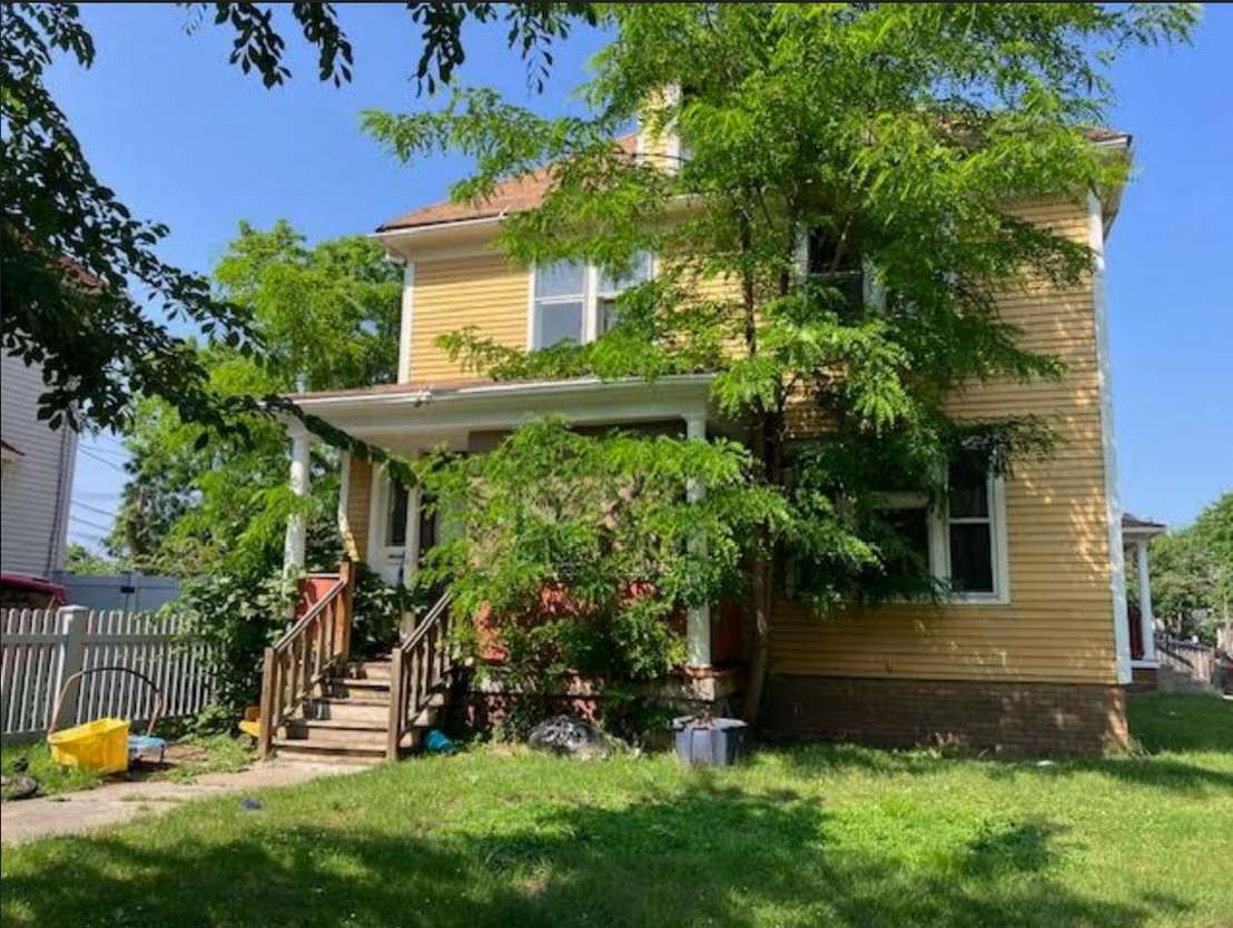 56 Saranac St, Rochester, NY à vendre Photo principale– Image 1 sur 2