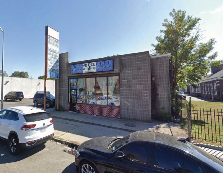 46-50 Fulton Ave, Hempstead, NY à vendre - Photo de l’immeuble – Image 3 sur 13