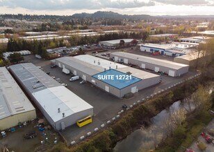 12683-12689 NE Whitaker Way, Portland, OR à louer Photo intérieure– Image 1 sur 15