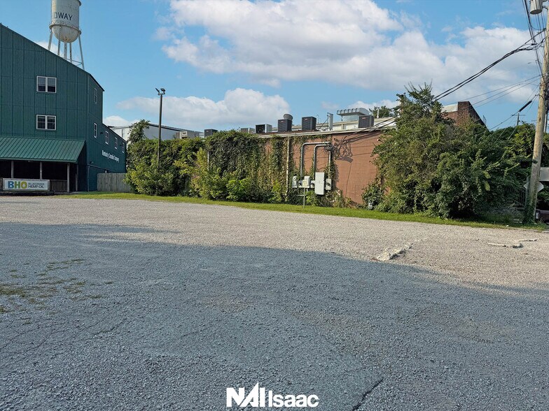 230 N Gratz St, Midway, KY à vendre - Photo de l’immeuble – Image 3 sur 22