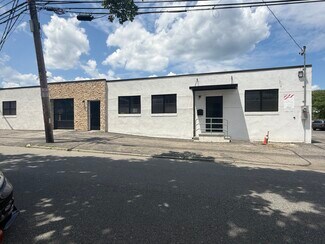 Plus de détails pour 70 Clematis Ave, Waltham, MA - Industriel/Logistique à louer
