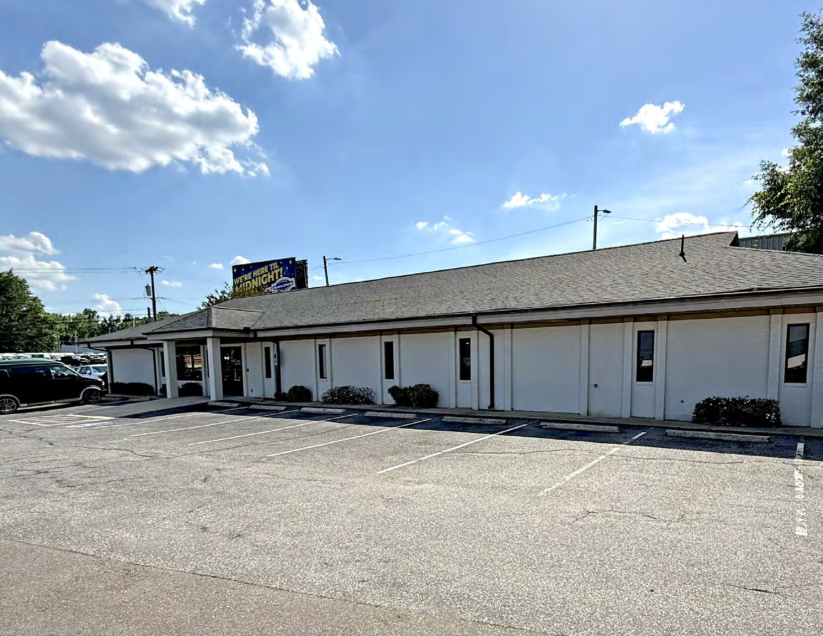 2396 E Franklin Blvd, Gastonia, NC à vendre Photo principale– Image 1 sur 8