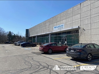 Plus de détails pour 17909 Cleveland Pky Dr, Cleveland, OH - Local d'activités à louer