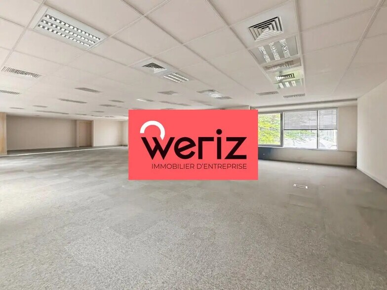 Bureau dans Marseille à louer - Photo de l’immeuble – Image 2 sur 7