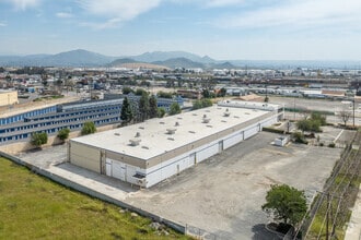 280 W Valley Blvd, Rialto, CA - Vue aérienne  vue de carte - Image1