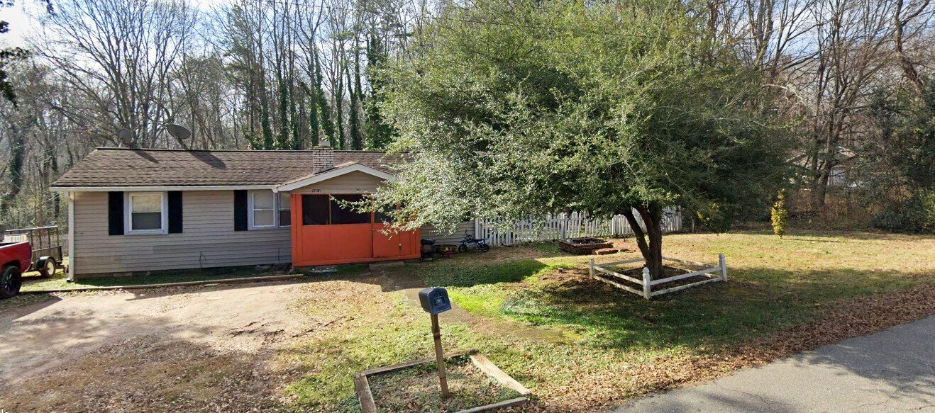 2903 Titman Rd, Gastonia, NC à vendre Photo principale– Image 1 sur 2
