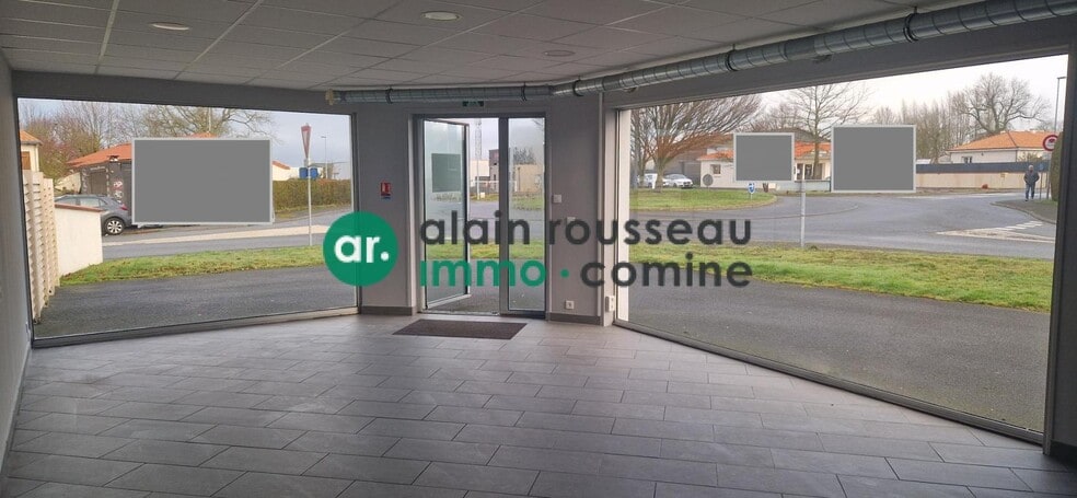 Local commercial dans La Tessoualle à louer - Photo intérieure – Image 2 sur 11