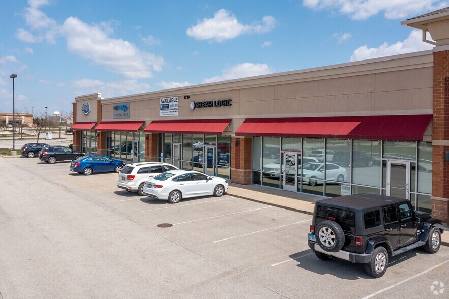 McKnight & Bradford Ln, Normal, IL à louer - Photo de l’immeuble – Image 3 sur 11