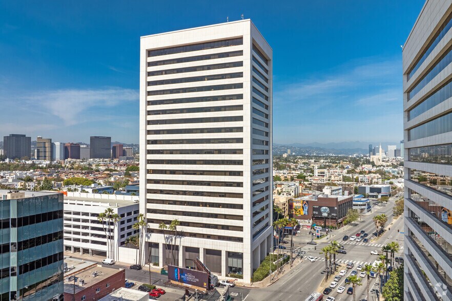 11111 Santa Monica Blvd, Los Angeles, CA à louer - Photo principale – Image 1 sur 13