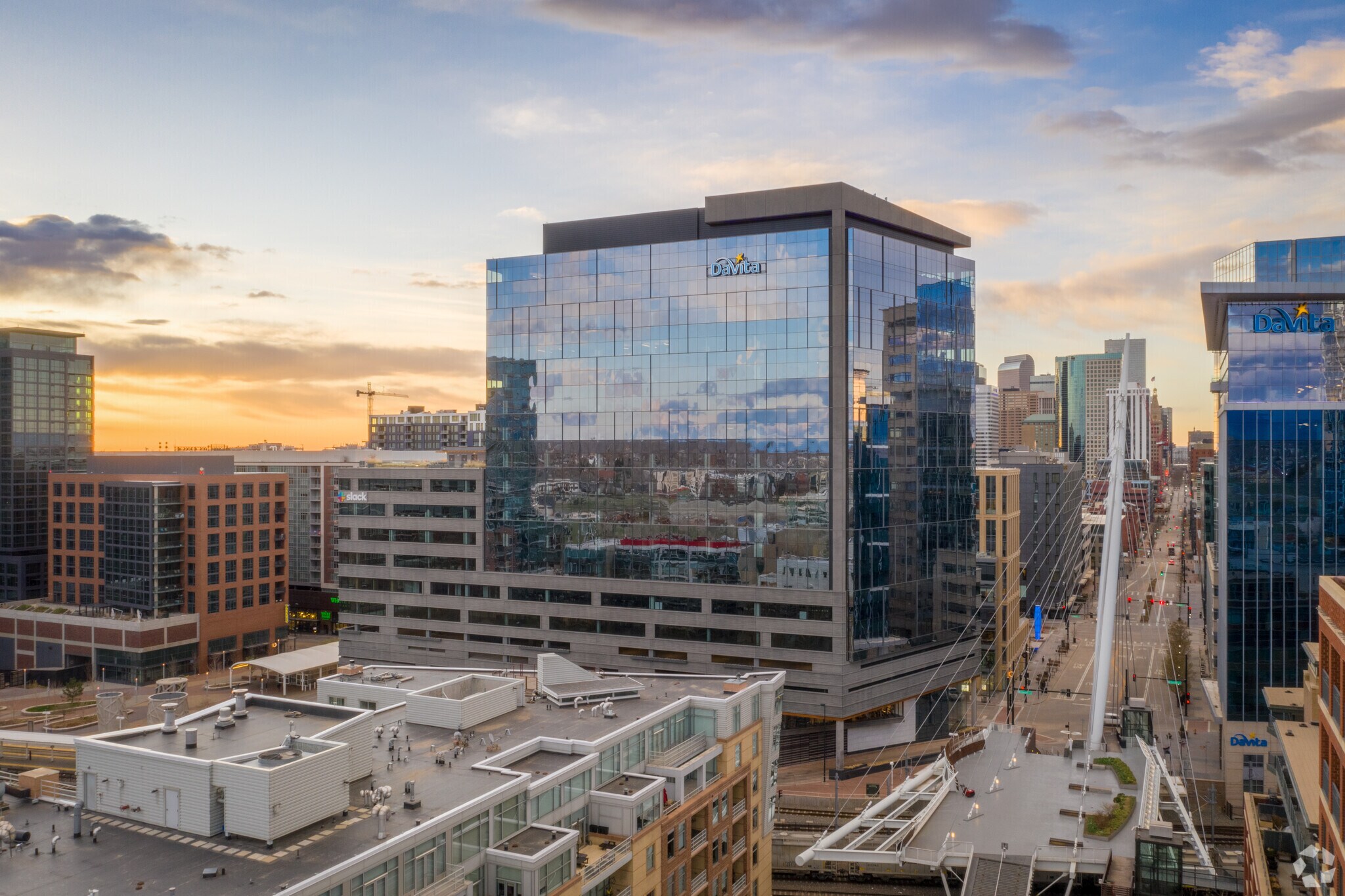 2001 16th St, Denver, CO à louer Photo principale– Image 1 sur 8