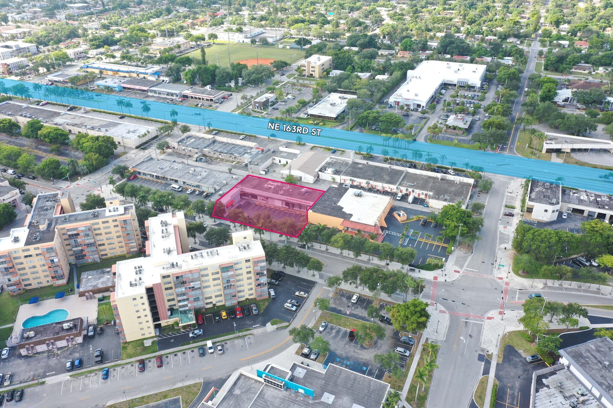 1636-1650 NE 164th St, North Miami Beach, FL à louer Photo principale– Image 1 sur 19