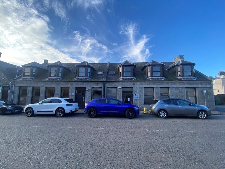 7-11 Waverley Pl, Aberdeen à vendre - Photo de l’immeuble – Image 1 sur 3