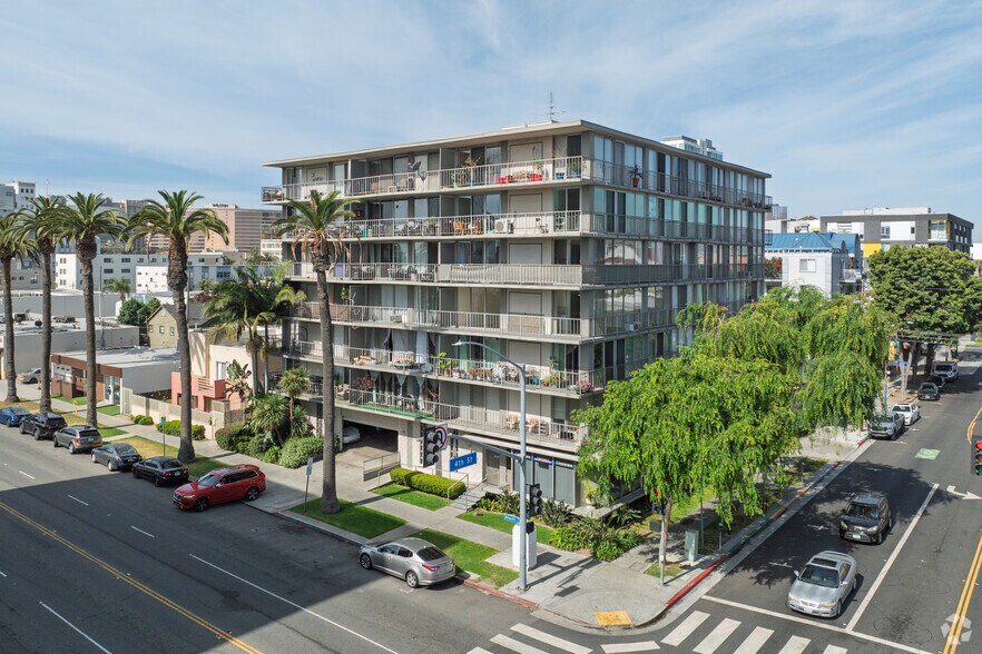 375 Atlantic Ave, Long Beach, CA à louer - Photo principale – Image 1 sur 5