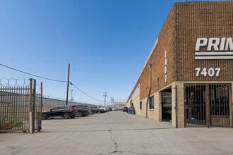 7407 Ethel Ave, North Hollywood, CA à louer Photo intérieure– Image 2 sur 7