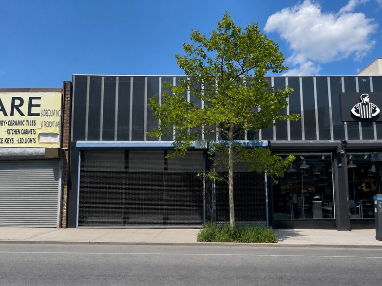 771 E Tremont Ave, Bronx, NY à louer - Photo de l’immeuble – Image 3 sur 11