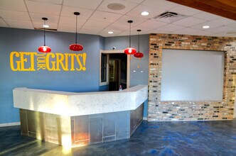 3857 E Southcross Blvd, San Antonio, TX à louer Photo intérieure– Image 1 sur 7