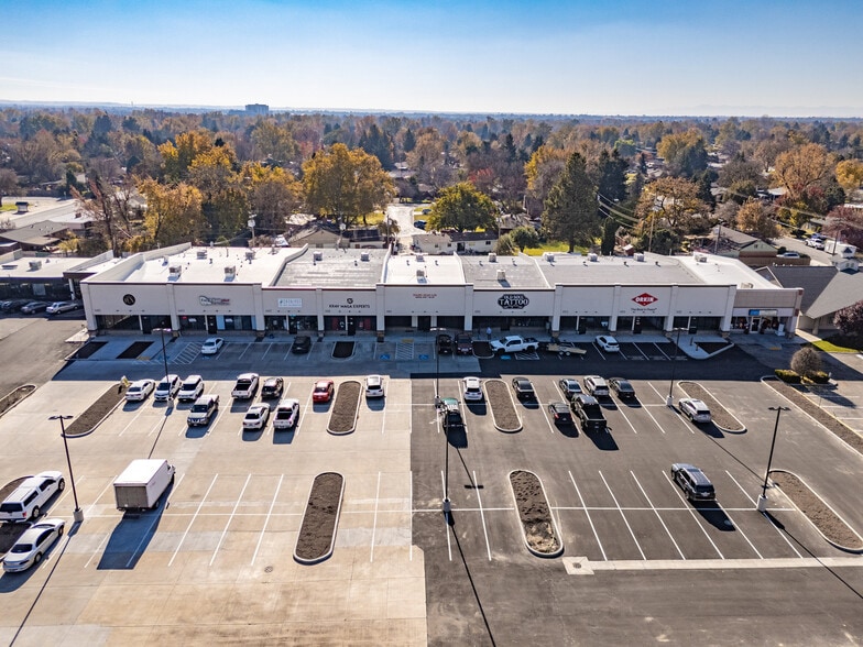 6421-6517 W Ustick Rd, Boise, ID à louer - Photo principale – Image 1 sur 36