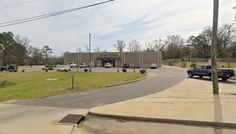 3900 Lower Wetumpka Rd, Montgomery, AL à louer - Photo de l’immeuble – Image 2 sur 2