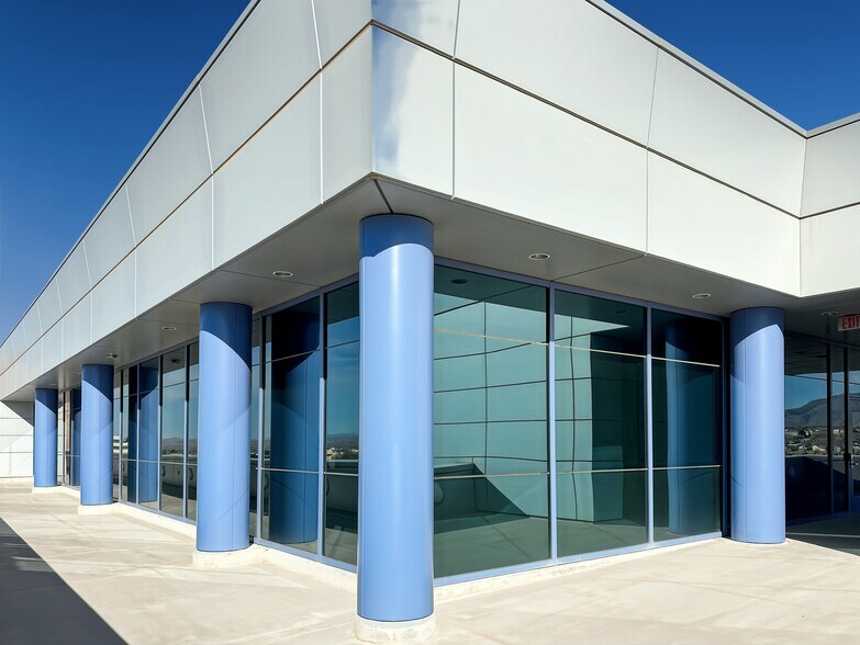 100 Sun Ave NE, Albuquerque, NM à louer - Photo de l’immeuble – Image 2 sur 14