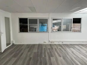 Industriel/Logistique dans Montreuil à louer Photo intérieure– Image 2 sur 8