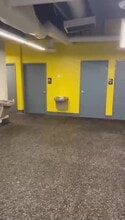 11091-11093 NW 138th St, Hialeah, FL à louer - Vidéo sur l’annonce professionnelle 