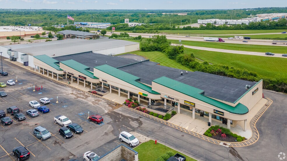 7791-7825 Waynetowne Blvd, Dayton, OH à louer - Photo de l’immeuble – Image 2 sur 21