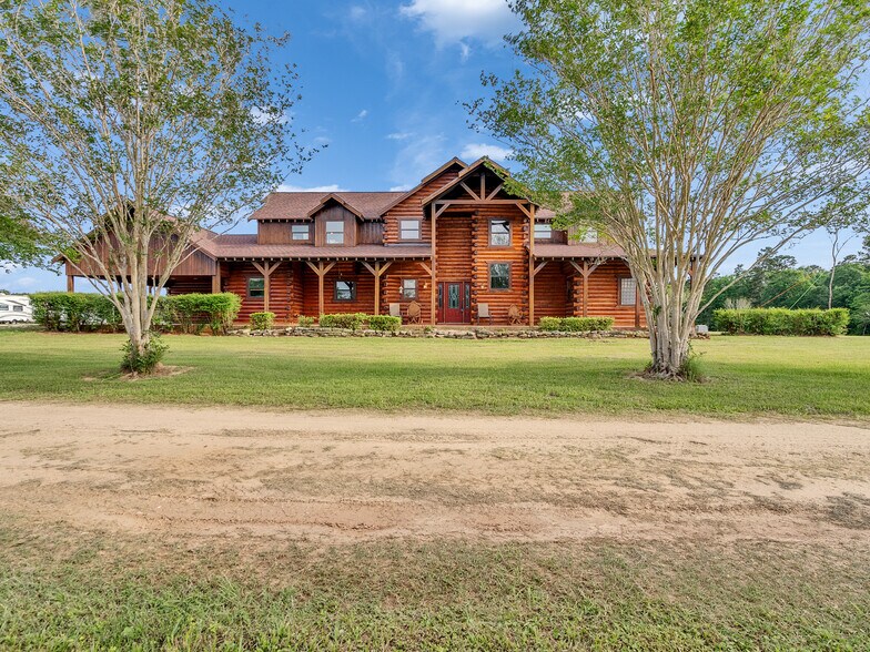 325 Forest Service 217 Rd, Shepherd, TX à vendre - Photo de l’immeuble – Image 3 sur 64