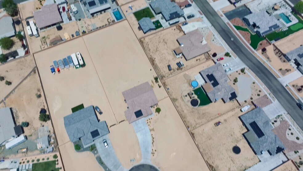 00 Apple Valley Rd, Apple Valley, CA à vendre - Vidéo sur l’annonce professionnelle – Image 2 sur 2