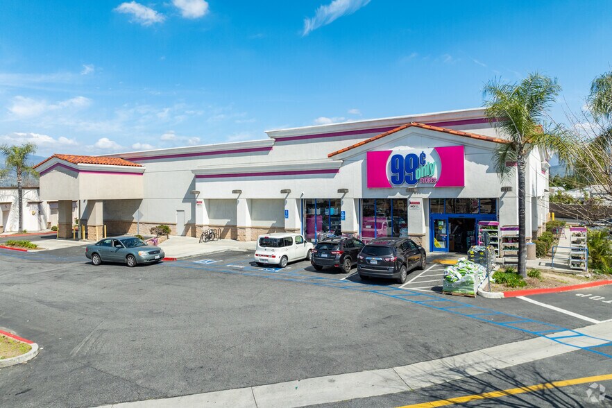 1770-1780 S Barranca Ave, Glendora, CA à louer - Photo principale – Image 1 sur 11