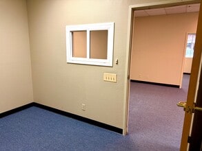 516 Pennsfield Pl, Thousand Oaks, CA à louer Photo intérieure– Image 2 sur 5