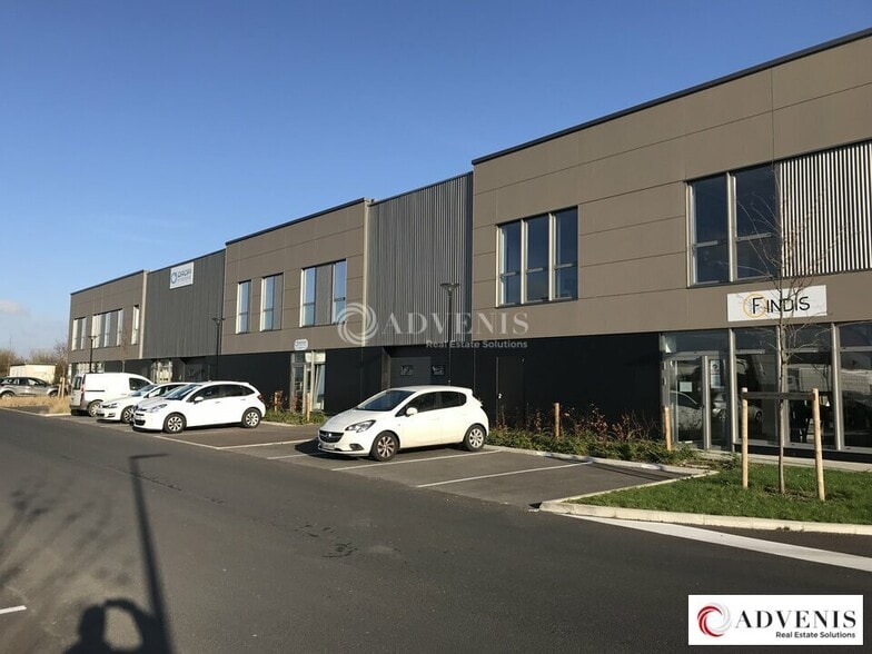 Industriel/Logistique dans Lesquin à louer - Photo de l’immeuble – Image 1 sur 9