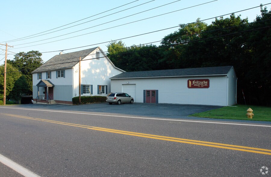 505 E Emmaus Ave, Allentown, PA à vendre - Photo de l’immeuble – Image 2 sur 2