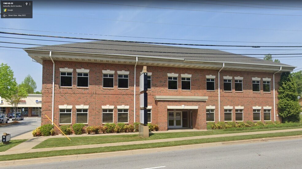 1985 Hendersonville Rd, Asheville, NC à louer - Photo de l’immeuble – Image 2 sur 24