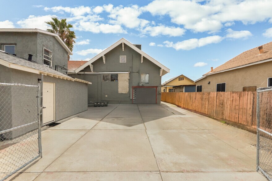 127 E 6th St, Tracy, CA à vendre - Photo de l’immeuble – Image 2 sur 25