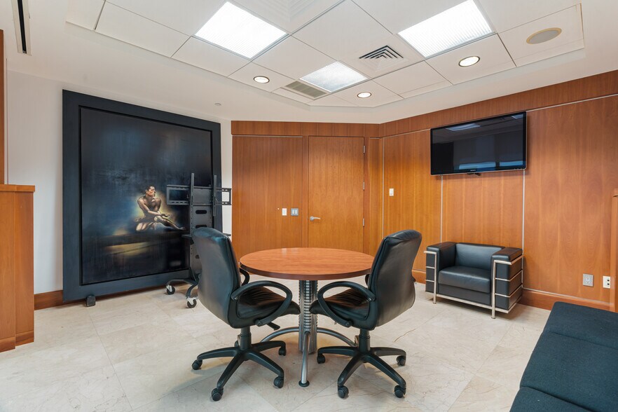 1110 Brickell Ave, Miami, FL à vendre - Photo intérieure – Image 3 sur 51