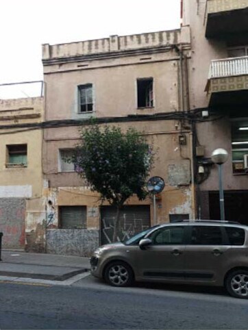 Carrer De Calderón De La Barca, 40, Badalona, Barcelona à vendre - Photo de l’immeuble – Image 2 sur 3